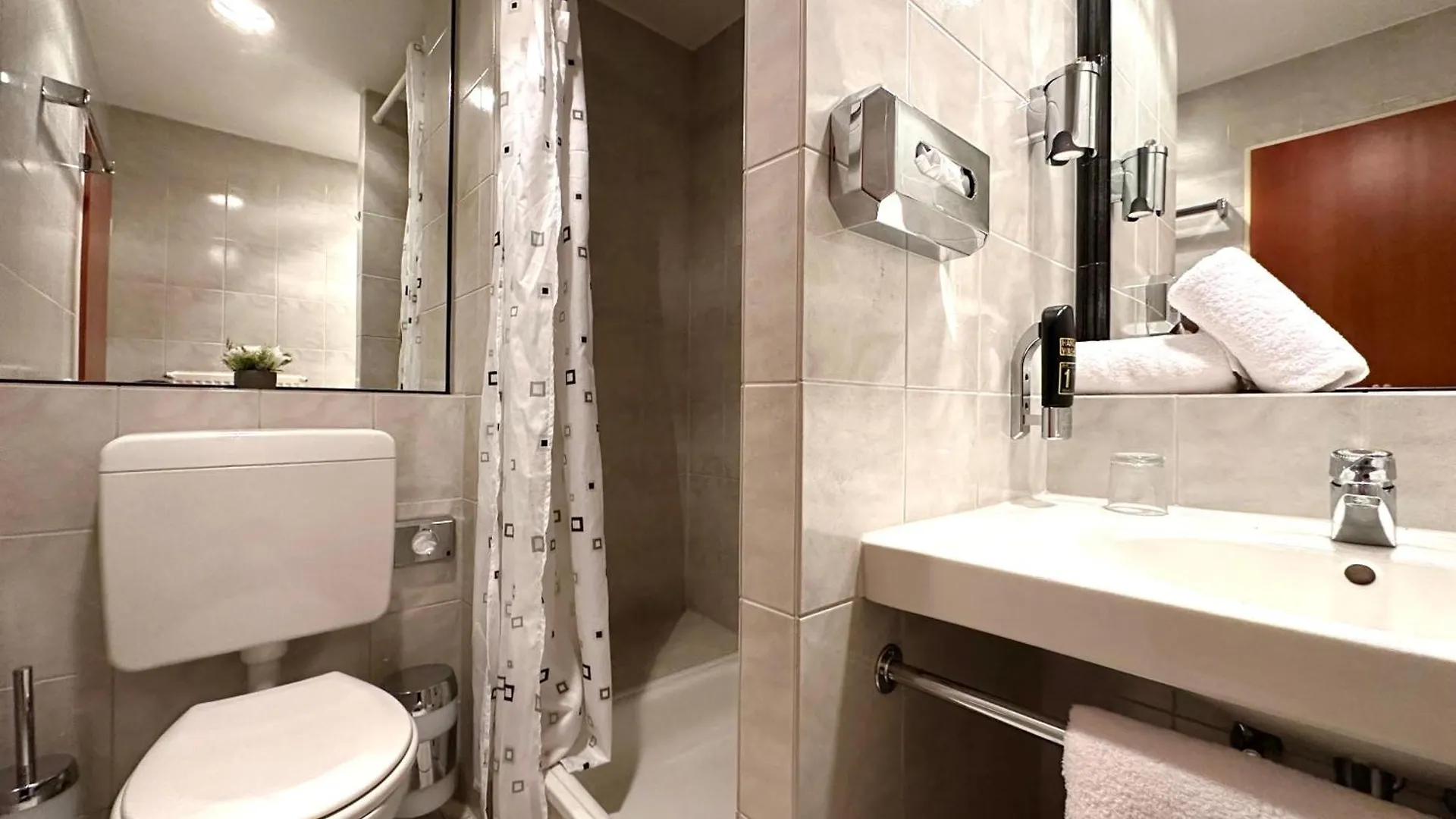 Ar Boutique Hotel Мангейм