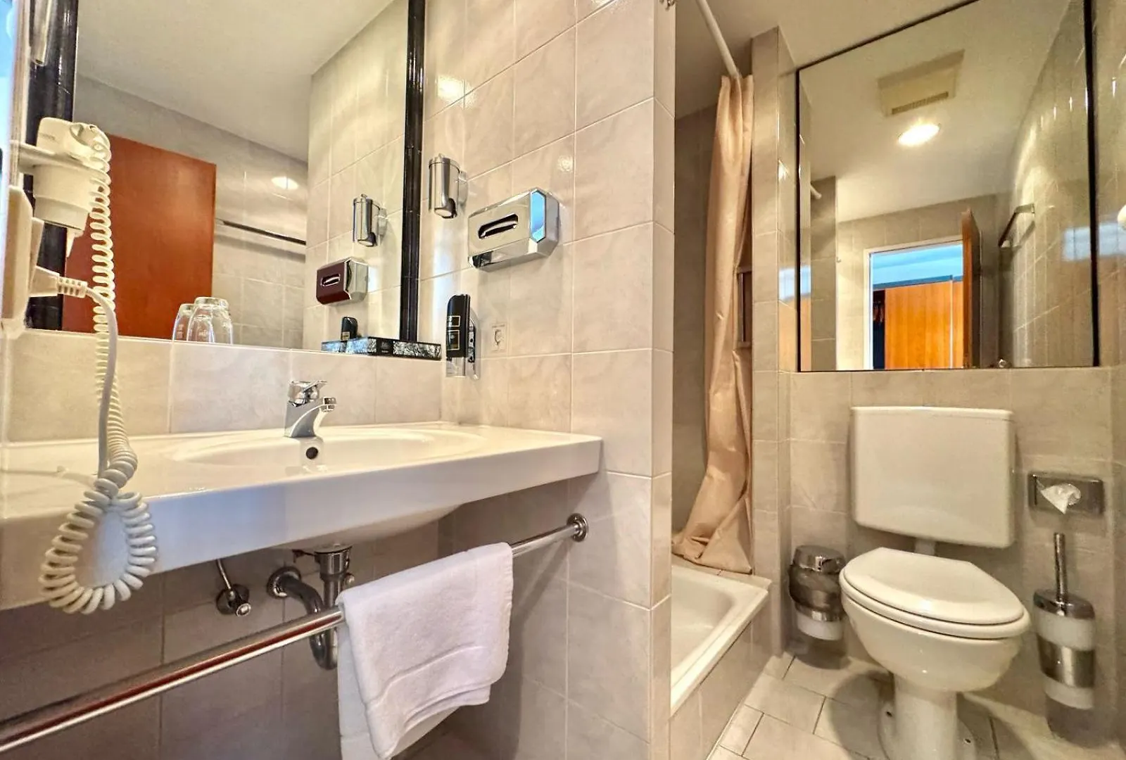 Ar Boutique Hotel Mannheim 0*,  Duitsland